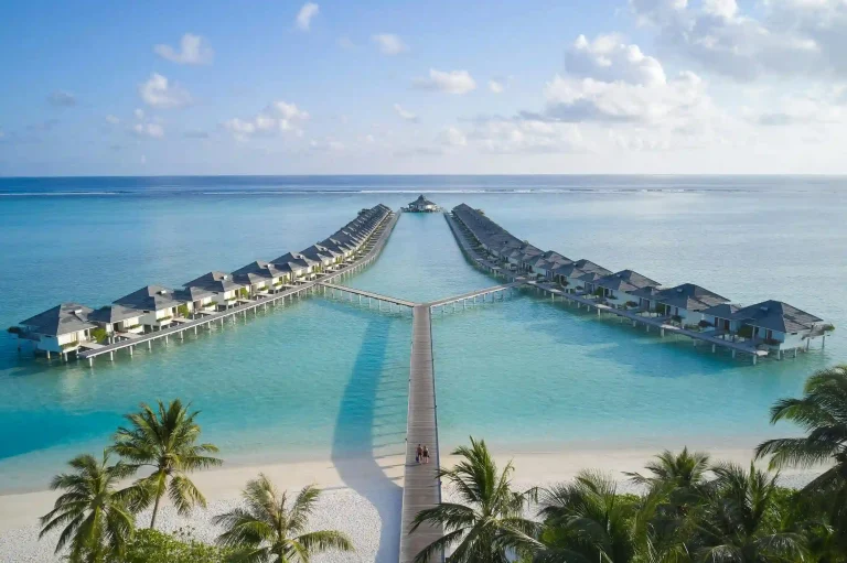 Book Exclusive Villa Resort Maldives – Luxury Villa Resorts & Booking Guide