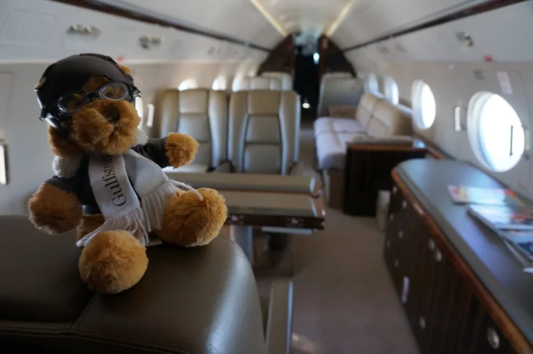 Private Jet Charter Singapore-Cost, Benefits & How to Book